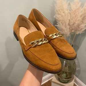 LOFT - Size 6 Women’s Brown Loafer Shoe with Chain Link Design